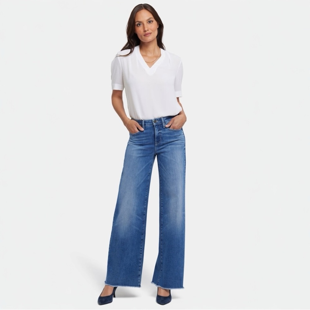 NYDJ Dark Denim Wide Leg Flare Jean Dark Blue Perfect Condition Size 4